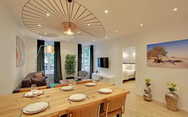 Pick A Flat's in Champs Elysees - rue Percier