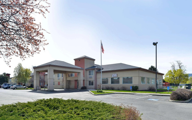 Americas Best Value Sandman Inn