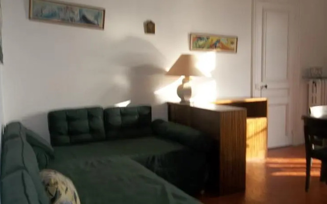 French Booking Cannes Chateau