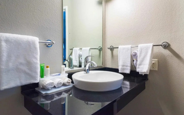 Motel 6 Saint Robert