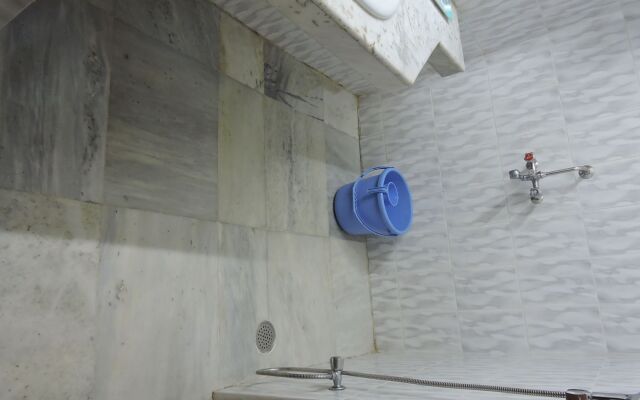 Hotel PLR Grand