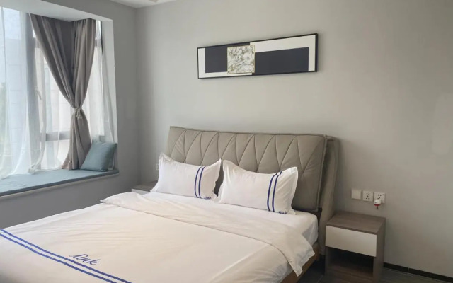 Elizabeth Golf Apartment