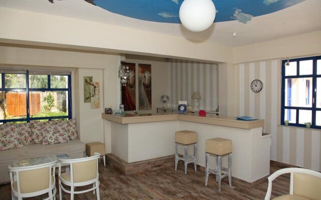 Blue Sky Apartments Malia