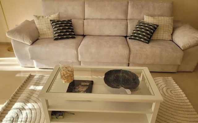 Peaceful, Spacious, 2 bed 2 Bath Elviria Condo