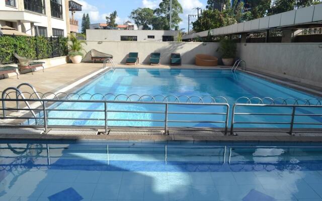 Travelers Safari - Westlands