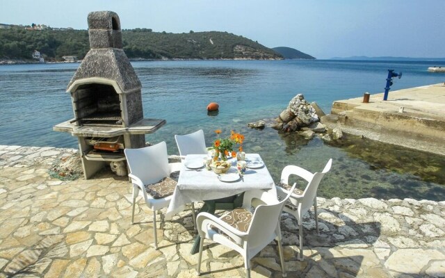 More 1 - sea Front - SA1