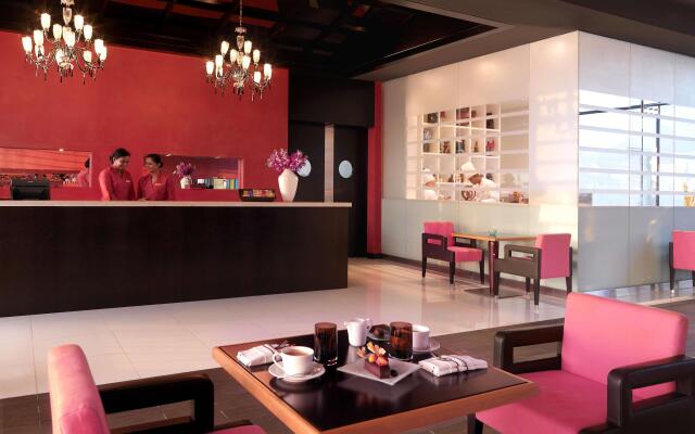 Fairmont Bab Al Bahr Hotel