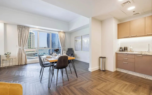 Stylish 1br - Extra Bed With Burj Khalifa View