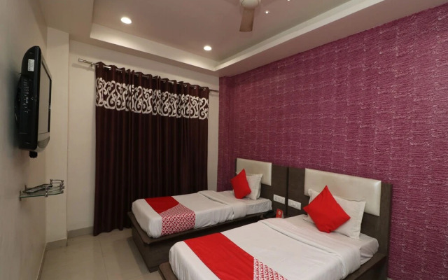 Oyo 23168 Hotel G C Regency