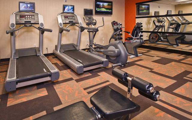 Courtyard by Marriott Mahwah