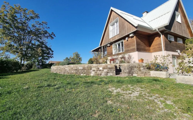 Chalet in Marliana Near Center