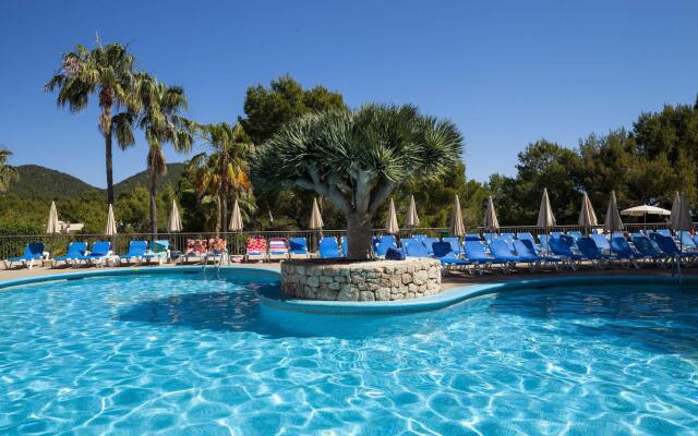 Invisa Hotel Club Cala Blanca