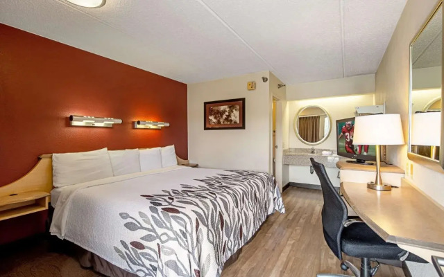 Red Roof Inn Detroit-Rochester Hills/Auburn Hills