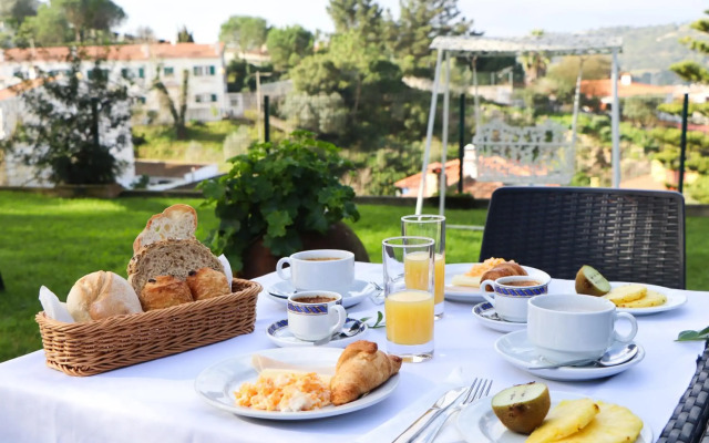 Hotel Louro