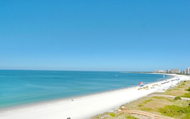 Beachfront Condo With Huge Views/pools/tennis/grills