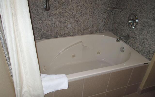 Best Western Plus Woodland Hills