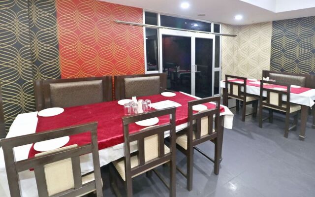 OYO 27012 Hotel Sk Residency