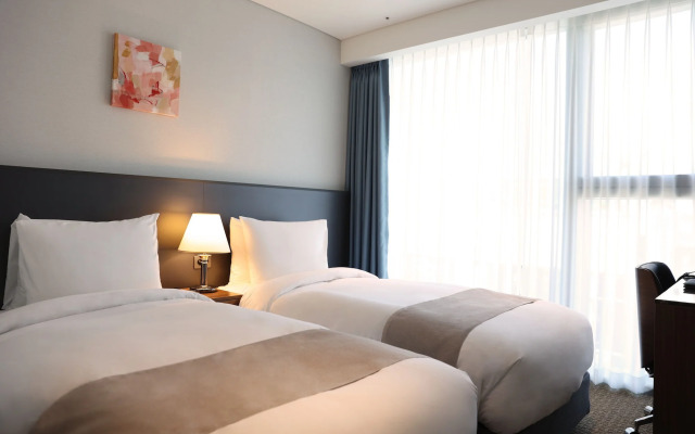 Stanford Hotel Myeongdong