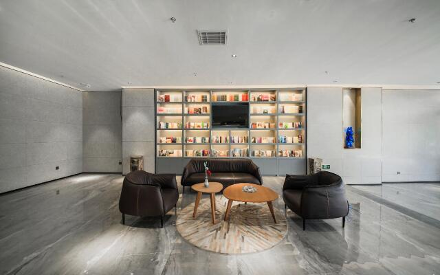 Starway Hotel Kunming Dianchi Aegean