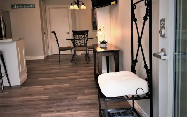 Esther's Place-Carleton Place Downtn Apt