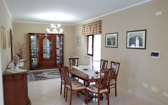 House with 3 Bedrooms in Pizzo Calabro, with Enclosed Garden And Wifi - 200 M From the Beach
