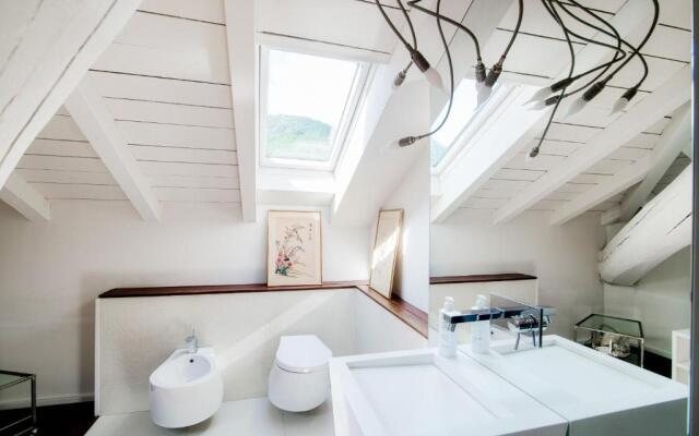 Exclusive Penthouse - by MyHomeInComo