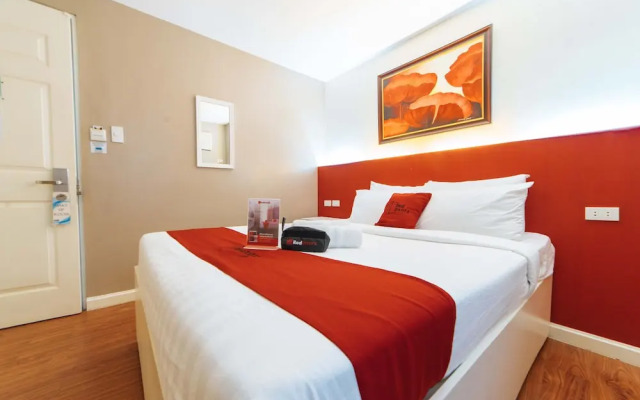 Reddoorz Plus @ Hotel Metro