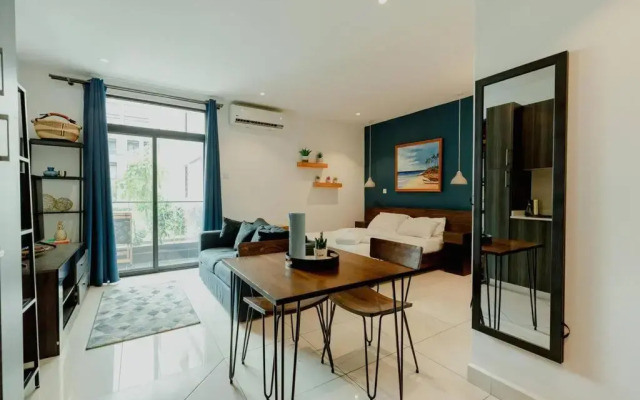 Enjoy Luxury Studio w/Pool @Embassy Gardens