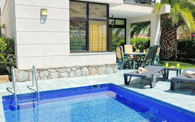 Sunshine Villas