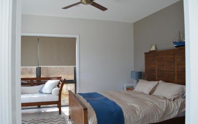 Willow Bay Lodge