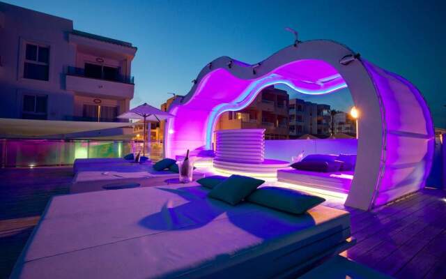 AMA Ibiza Suites - Adults Only