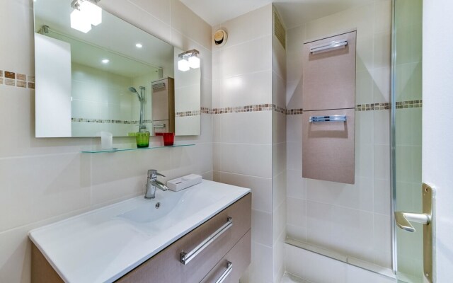 Les Elfes Apartment 2