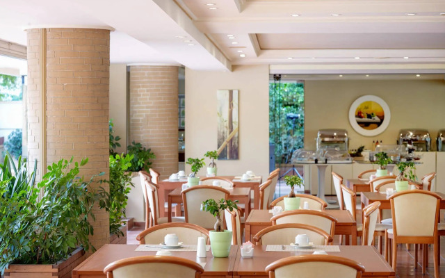 Blazer Suites Hotel