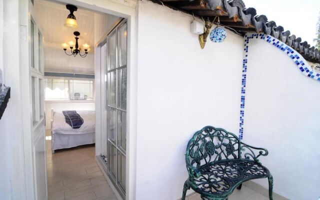 Moonlight Bay Inn