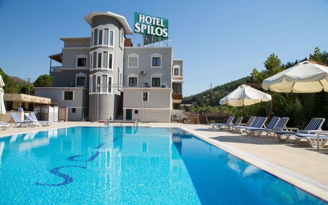 Spilos Hotel