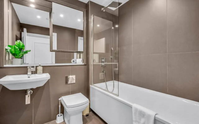 Heathrow Central Apartments By Mysquare
