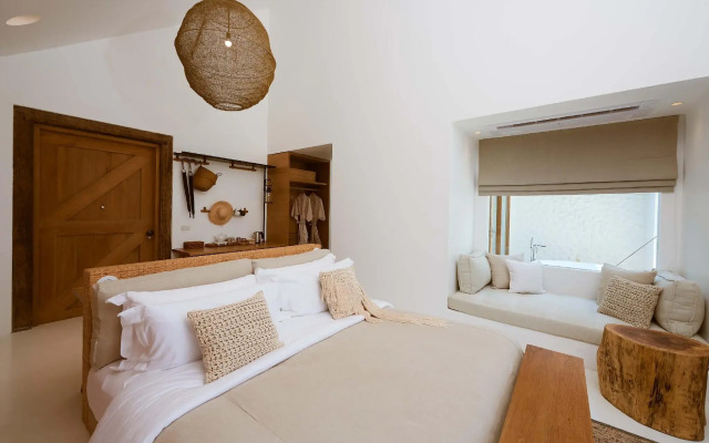 Roukh Kiri Khaoyai, The Centara Collection