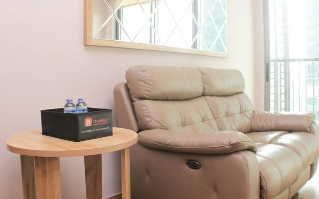 Elegant And Comfy 2Br At Holland Village Jakarta Apartment