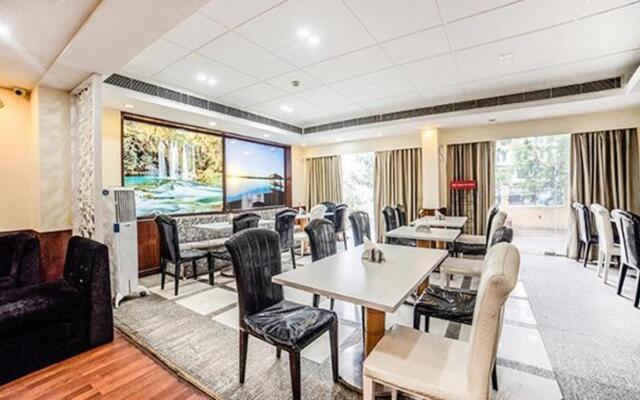 FabHotel BMK Grand