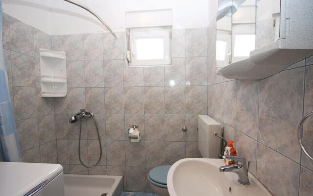 Awesome Home in Pula With 4 Bedrooms and Wifi