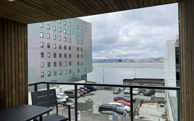 Arctic Sea Apartments