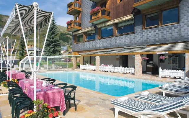 Hôtel Restaurant SPA Les Soldanelles