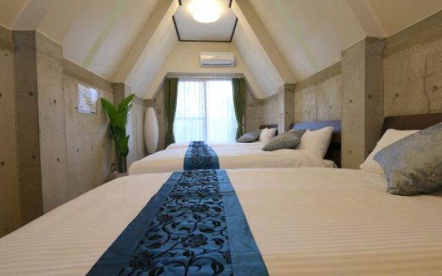 Kurosaki House
