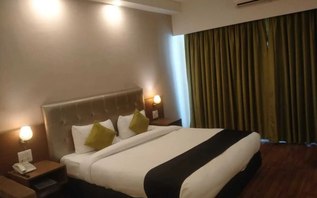 Four Leaf Service Suites