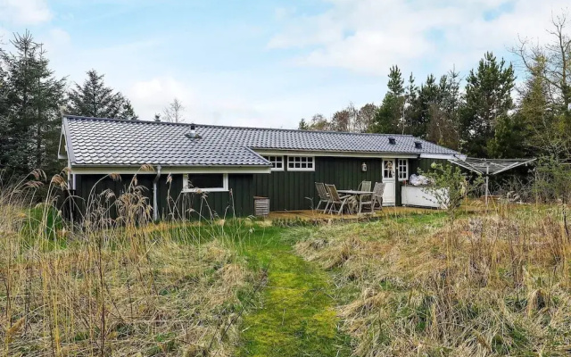 6 Person Holiday Home in Jerup