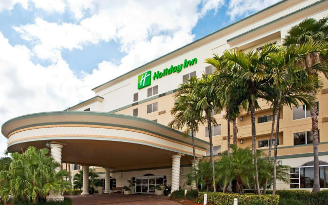 Holiday Inn Fort Lauderdale Airport by IHG