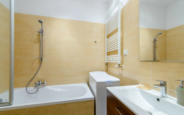Warsaw Design Apartments