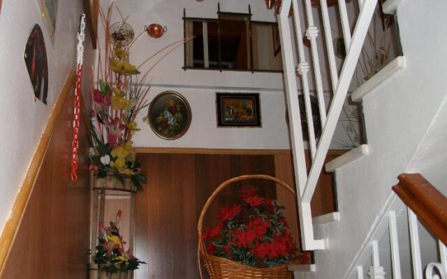 Hostal Moni Albayzin