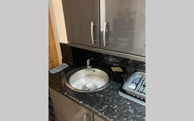 The Annex Keith Self Catering WiFi Private Parking bkng