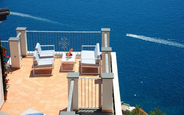 Amalfi Blu Retreat